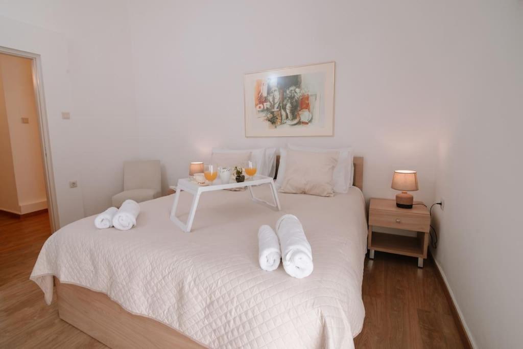 Luxury Apartment, In Apartment